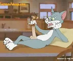 Trắng bà coi phim sex thật già với mông khổng lồ