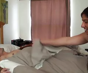 Sandra coi phim sex mới chết tiệt